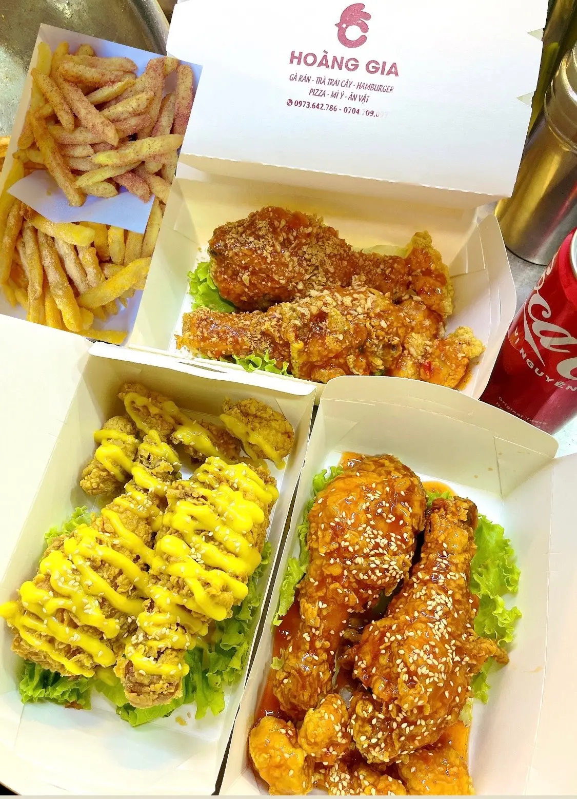 Hình ảnh 4 Miếng Gà Giòn Sốt + 1 Khoai Chiên Giòn +2 Ly Coca