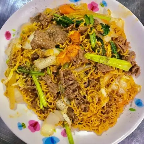 Hình ảnh Mì xào bò
