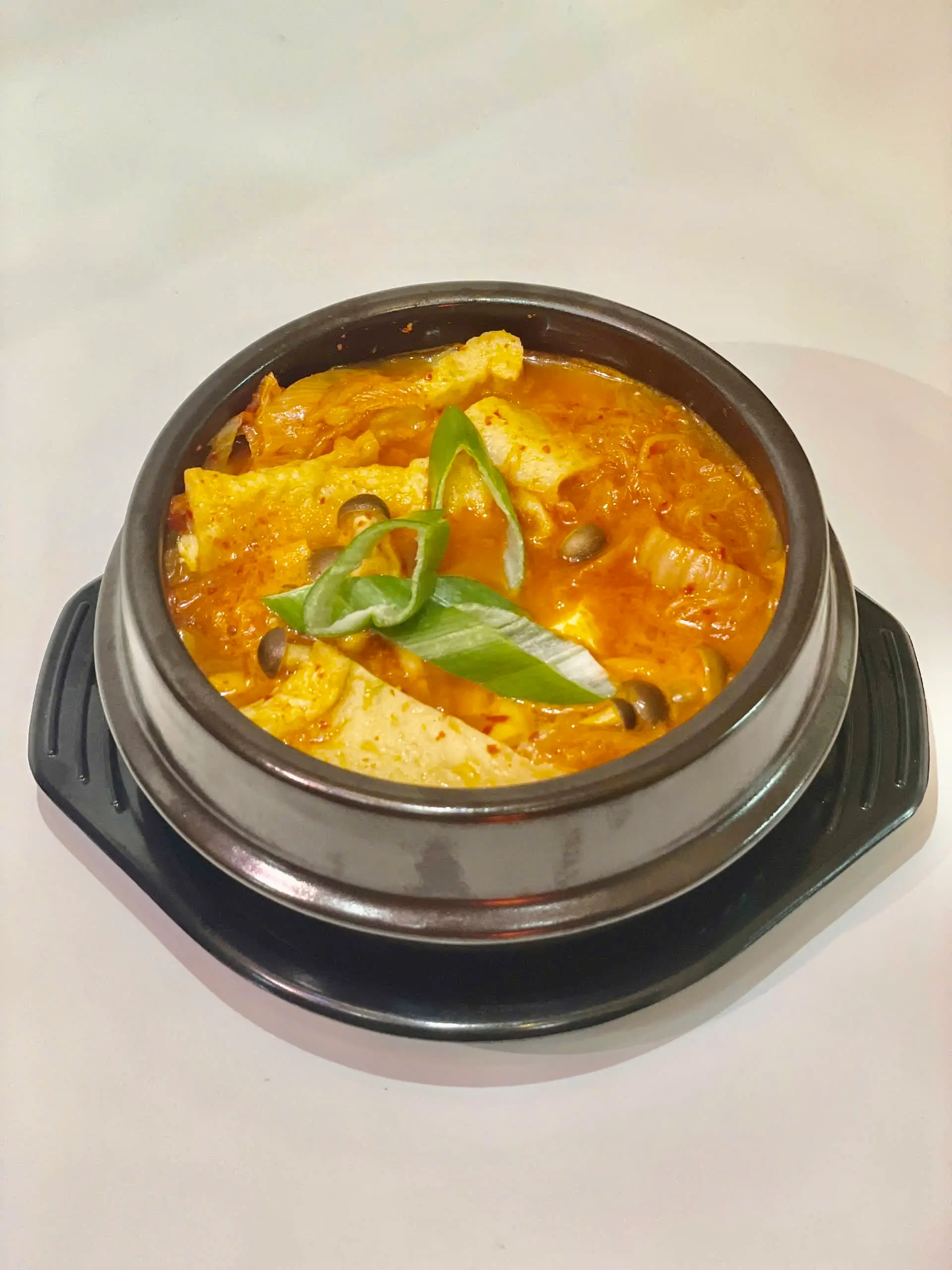 Hình ảnh Soup Kimchi (Chả cá, bò mỹ, đậu hủ)