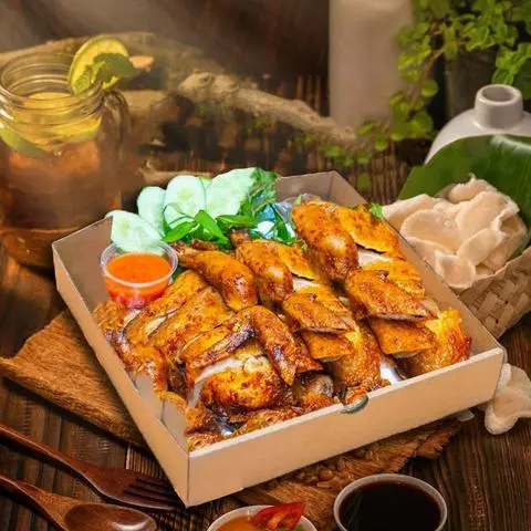 Hình ảnh Gà nguyên con nướng