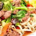Hình ảnh Phở xào sốt bò rau cải