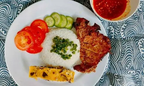 Hình ảnh Cơm sườn chả