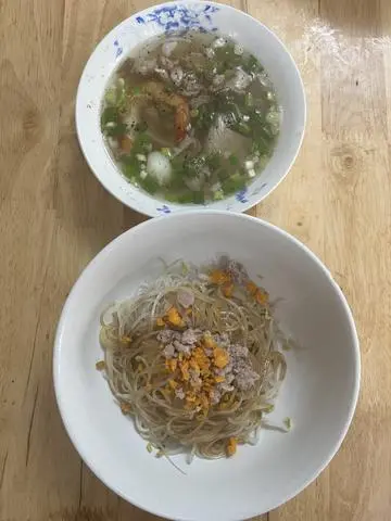 Hình ảnh Hủ tiếu nam vang khô