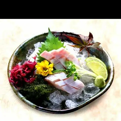 Hình ảnh S11 - Toro Hamachi Sashimi 