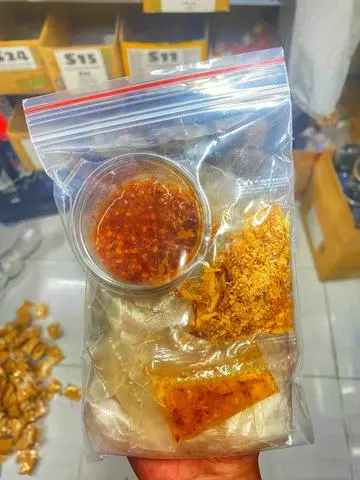 Hình ảnh Bánh tráng chấm dầu tỏi hành phi - CH