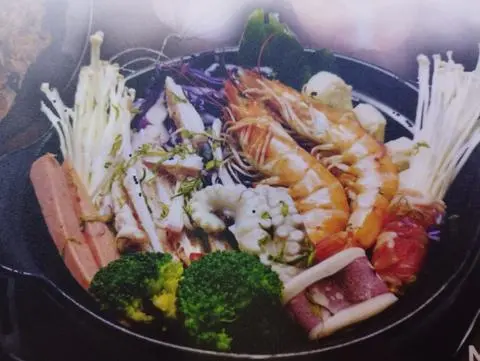 Hình ảnh Mì lẩu thái thập cẩm