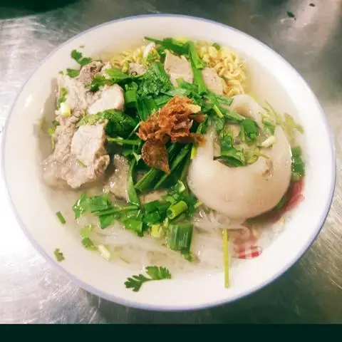 Hình ảnh mì gói giò heo 