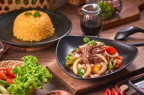 Hình ảnh Cơm bò lúc lắc