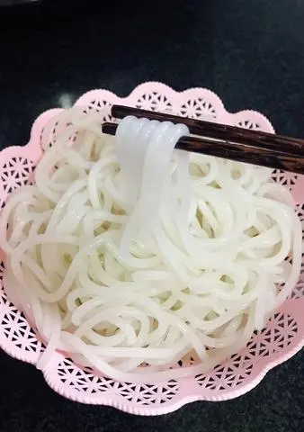 Hình ảnh Bún thêm