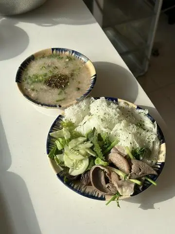 Hình ảnh Bánh hỏi cháo lòng 1 người