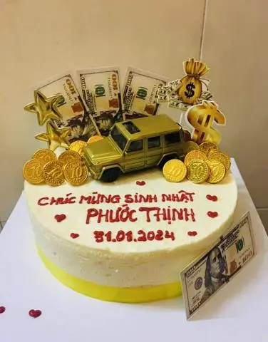 Hình ảnh Bánh Kem Bắp kiểu xe chở tiền 20cm