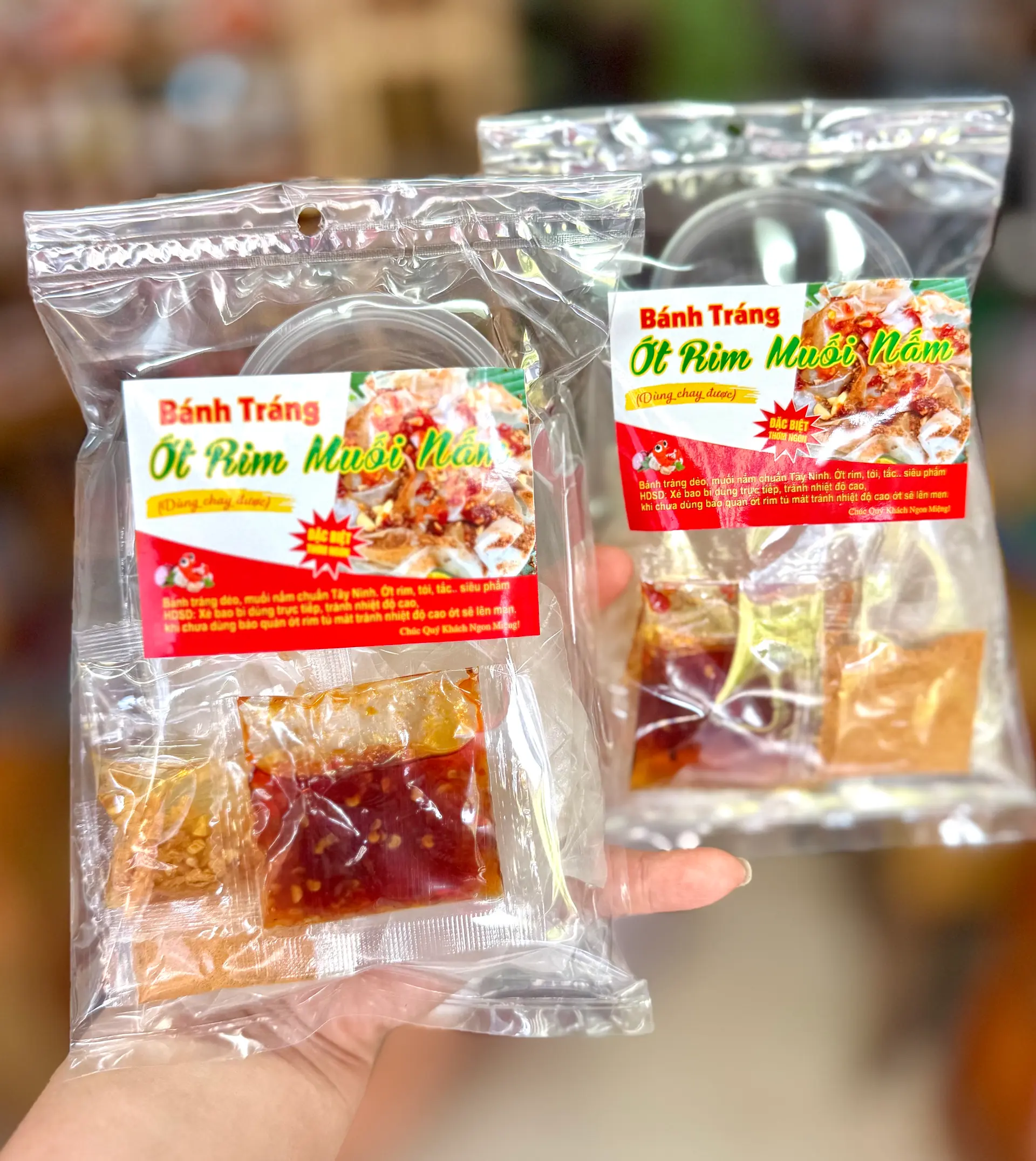 Hình ảnh BÁNH TRÁNG ỚT RIM MUỐI NẤM TỎI (DÙNG CHAY ĐƯỢC)