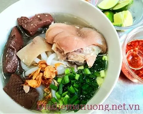 Hình ảnh Bánh canh giò heo - huyết