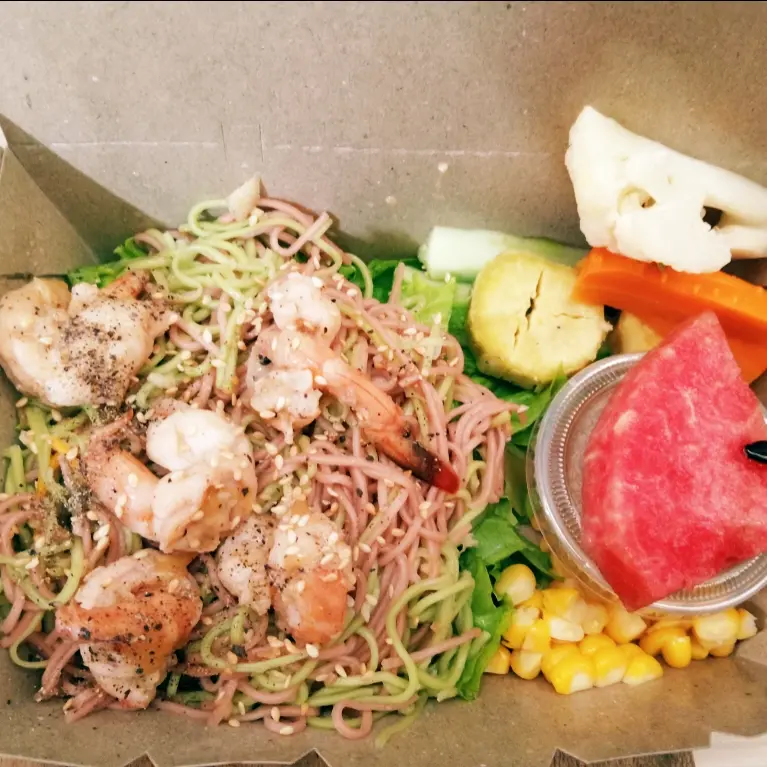 Hình ảnh Salad Tôm vị cam + rau củ mix