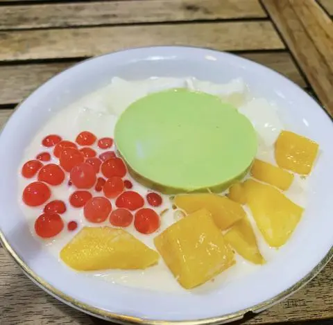 Hình ảnh Chè Tứ Sắc