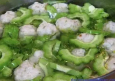 Hình ảnh Lẩu khổ qua cá thác lác