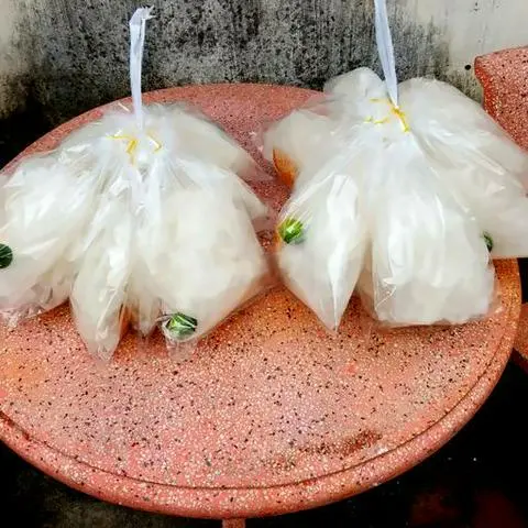 Hình ảnh Bánh tráng muối tắc 3 bịch