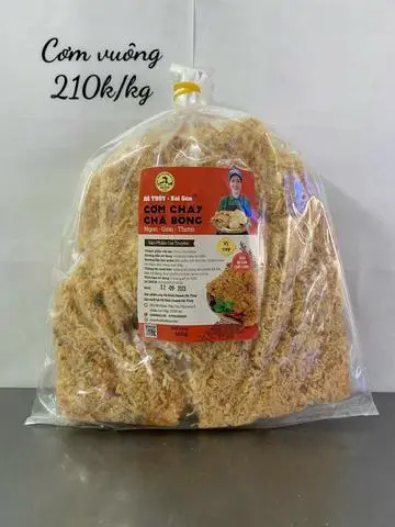 Hình ảnh Cơm cháy vuông sấy ép