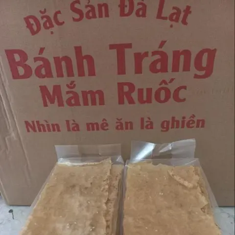 Hình ảnh Bánh tráng mắm ruốc 