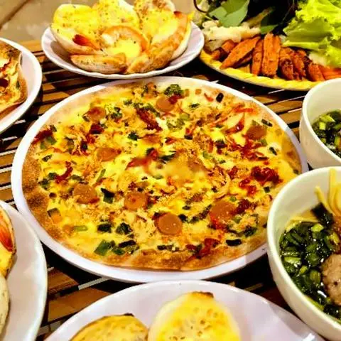 Hình ảnh Bánh tráng nướng Trứng gà, Xúc xích, Chà bông