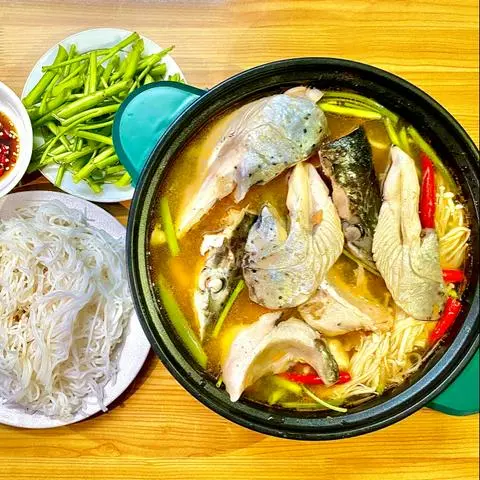 Hình ảnh Lẩu đầu cá hồi
