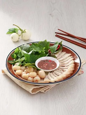 Hình ảnh Cơm thịt luộc cà pháo mắm tôm