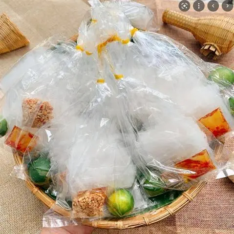 Hình ảnh bánh tráng dẻo muối tắc 