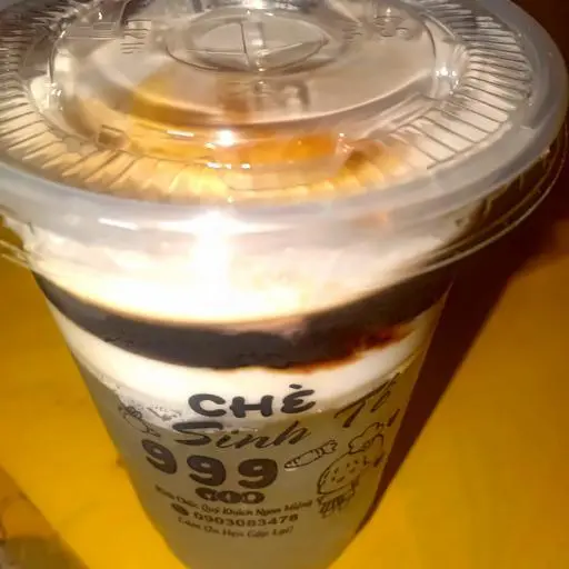 Hình ảnh Rau câu dừa ly mix bánh flan