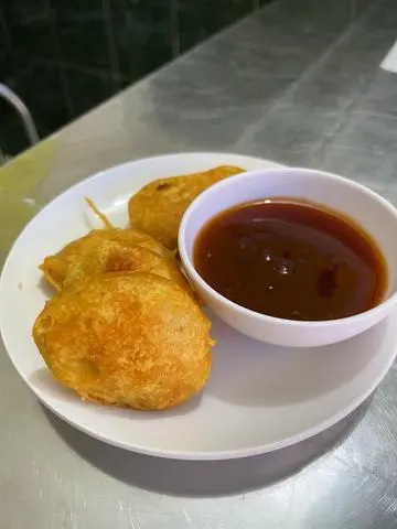 Hình ảnh Cơm mực chiên giòn