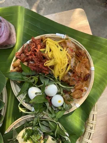 Hình ảnh Bánh tráng trộn siêu sốt