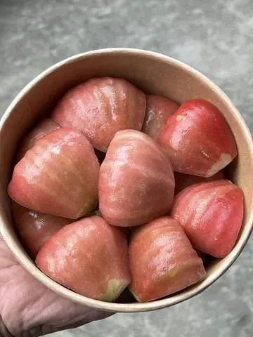Hình ảnh Mận mát lạnh