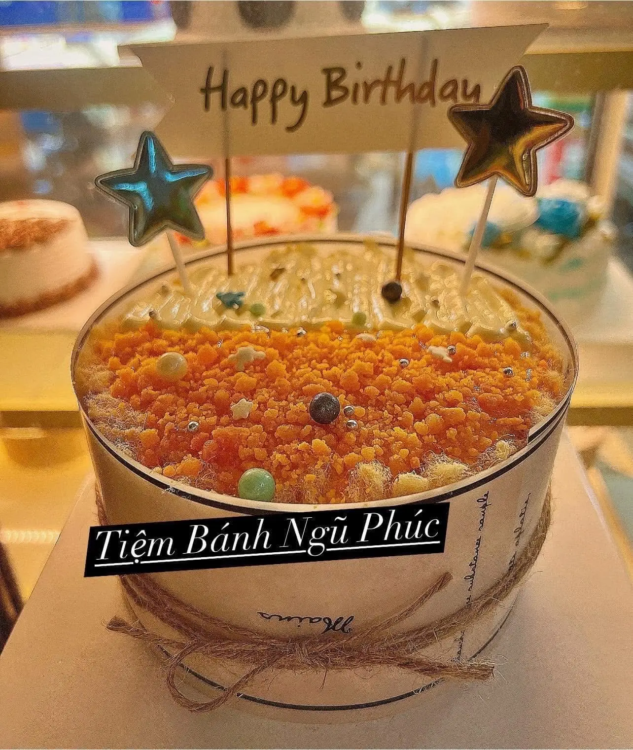 Hình ảnh Bánh sinh nhật bông lan trứng muối (6)