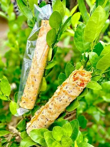 Hình ảnh Bánh Tráng Mắm Cuộn ( 1 cây)