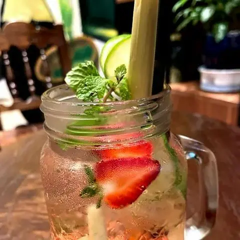 Hình ảnh Mojito dâu cốc 700ml