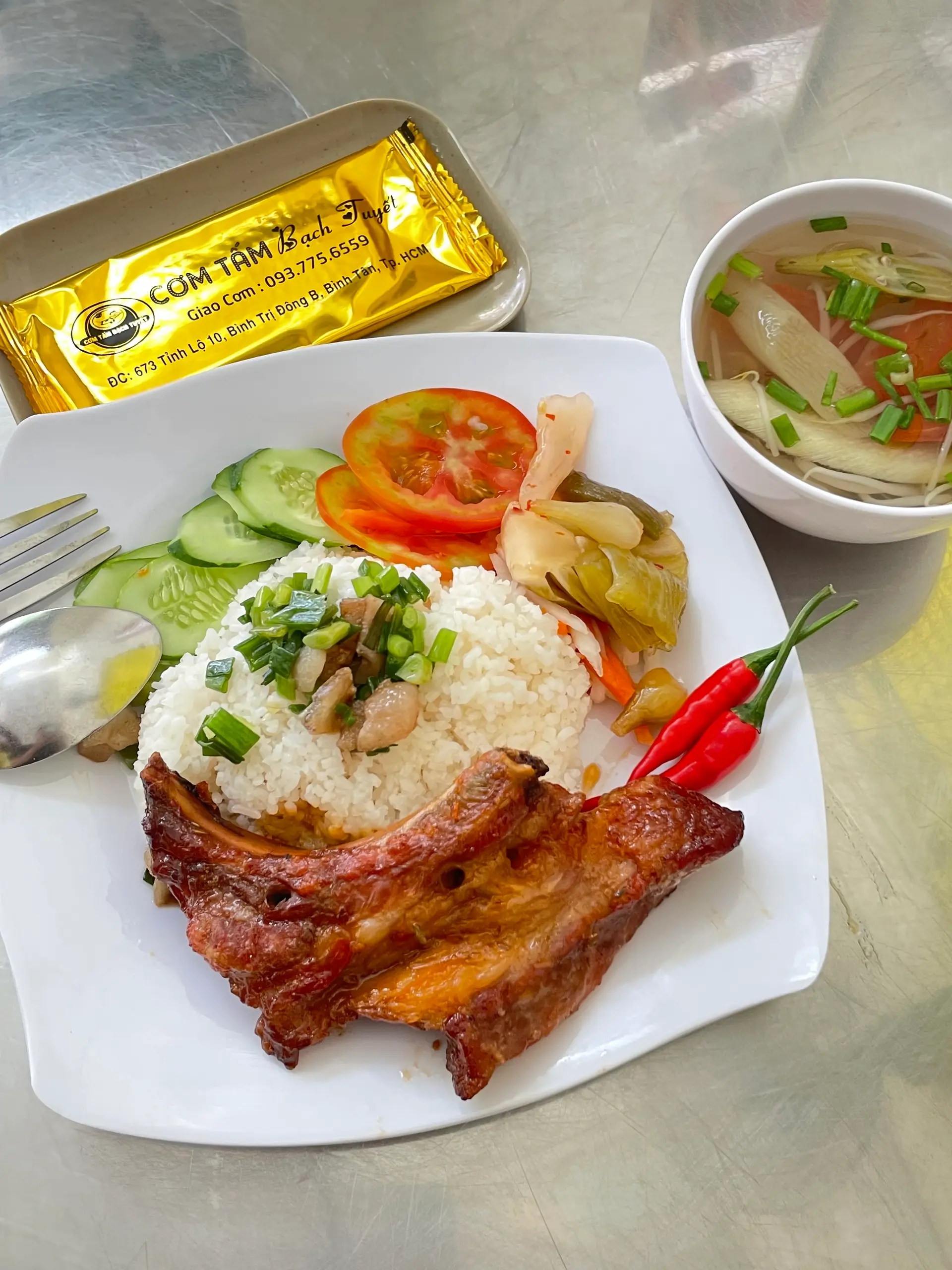Hình ảnh Cơm Sườn Cọng 