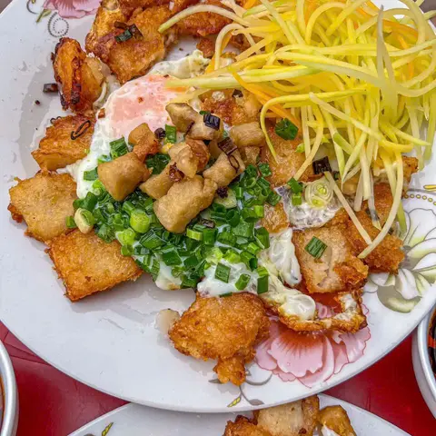 Hình ảnh Bột chiên đặc biệt ( 3 trứng nhiều bột)