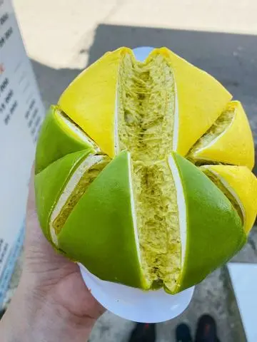 Hình ảnh Crepe sầu riêng ngàn lớp mix