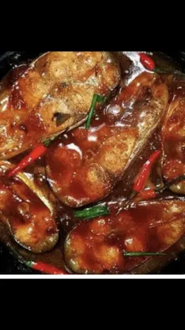 Hình ảnh cá hú kho tộ+ Cơm