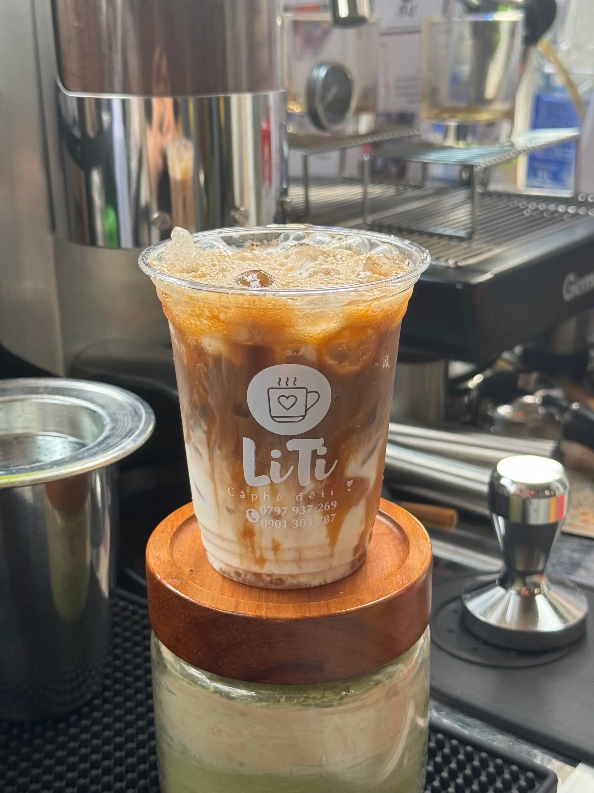 Hình ảnh Cà phê sữa tươi Caramel Muối