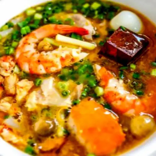 Hình ảnh Bánh canh cua thập cẩm không tôm