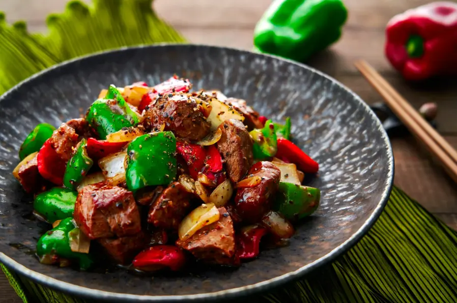 Hình ảnh Cơm Bò  tiêu đen
