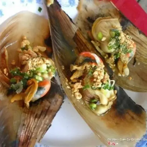 Hình ảnh Sò mai nướng mỡ hành