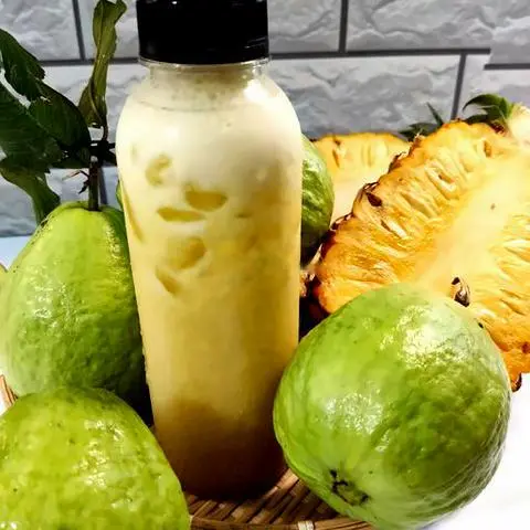 Hình ảnh Nước Ép Thơm+ Ổi (Chai330ml)
