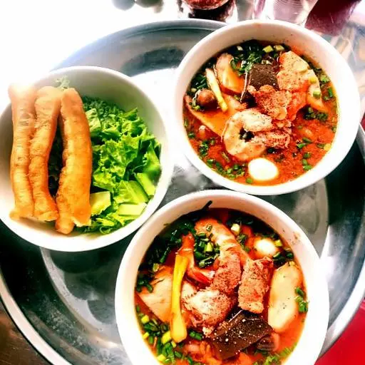 Hình ảnh Bánh canh cua thập cẩm không thịt heo