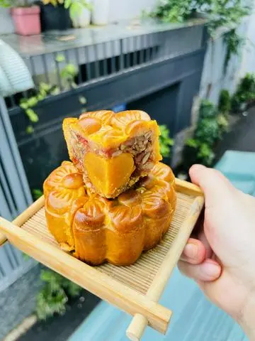 Hình ảnh bánh trung thu thập cẩm 