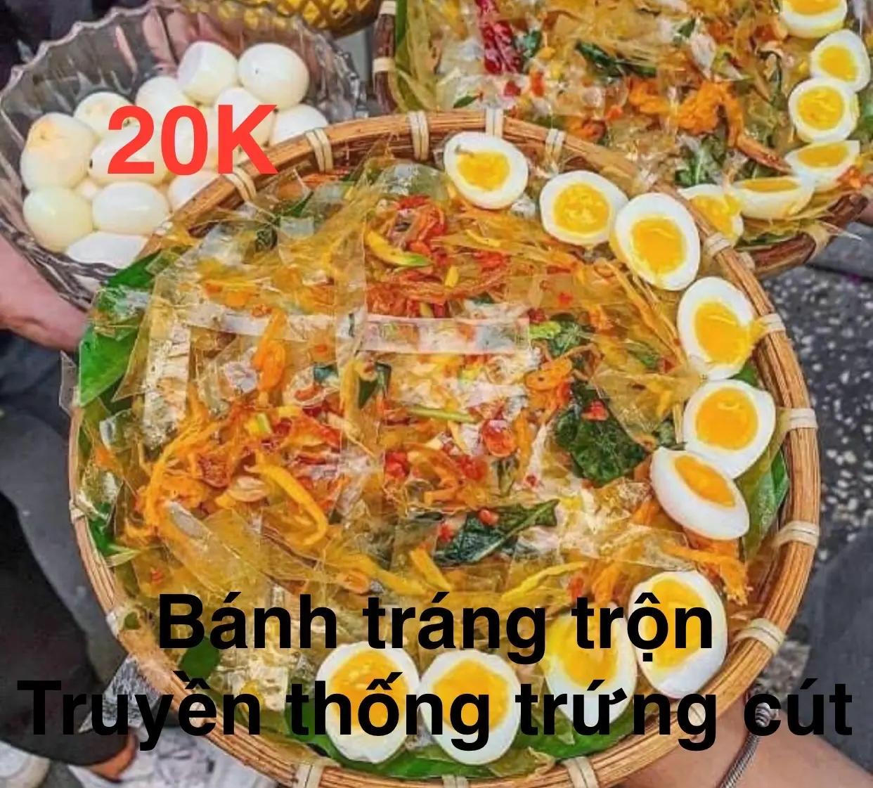 Hình ảnh Bánh tráng trộn truyền thống trứng cút