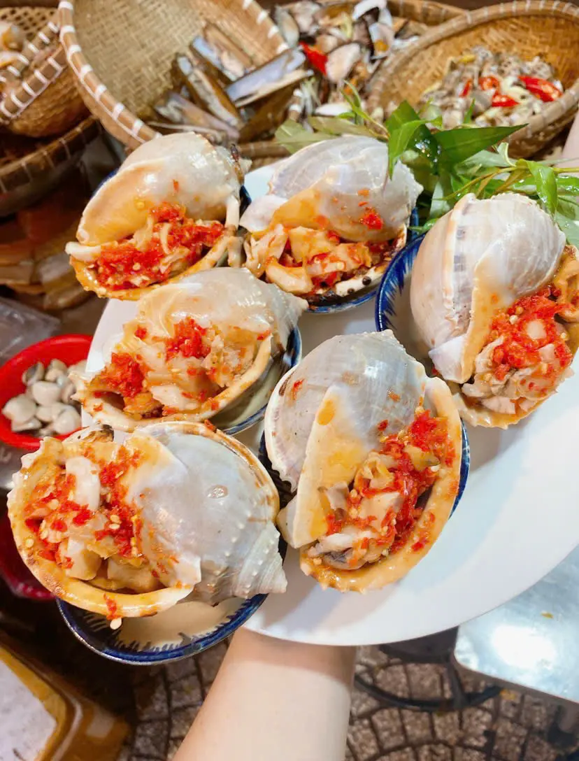 Hình ảnh Ốc tỏi nướng nước mắm