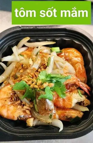 Hình ảnh Cơm tôm sốt mắm hành 