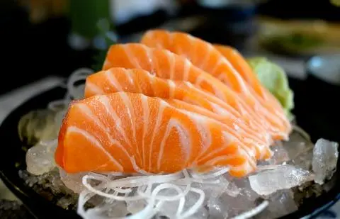 Hình ảnh Sashimi cá hồi 10pcs