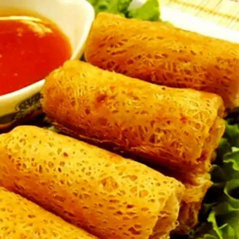 Hình ảnh Chả giò chiên giòn 4 cuốn